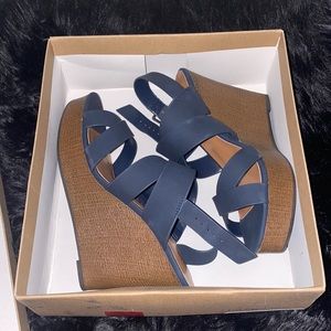 Indigo Rd Blue womens sandals